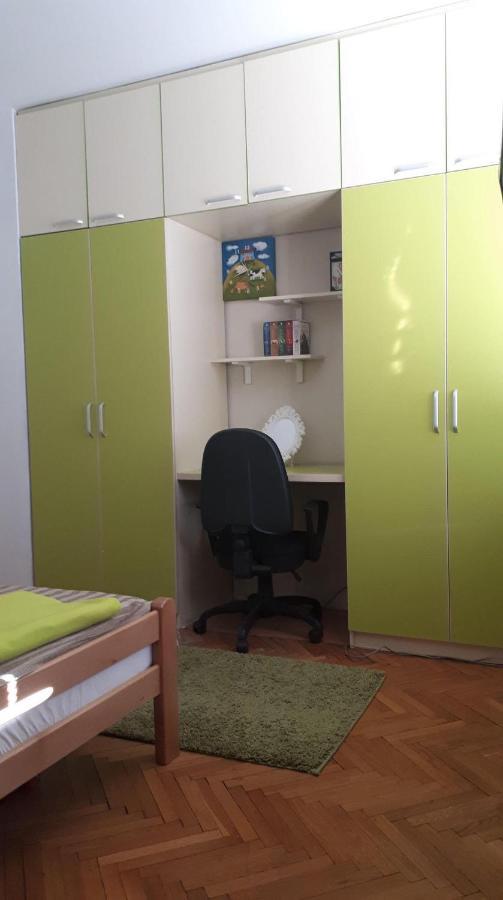 Skopje - Center Bright Apartment المظهر الخارجي الصورة